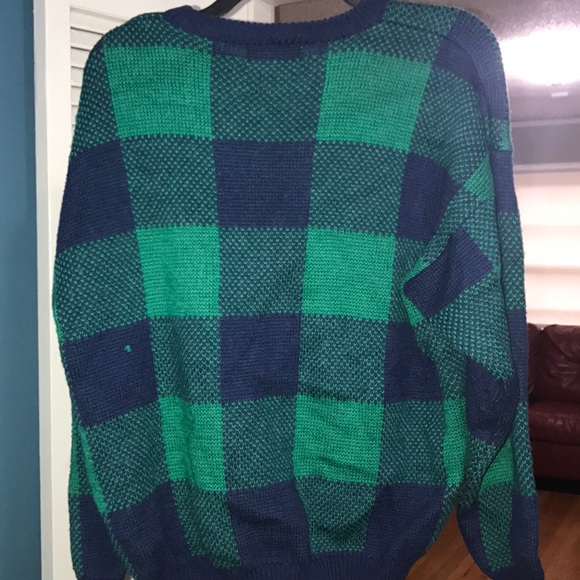 Vintage pattern knitted sweater size medium - Picture 4 of 4